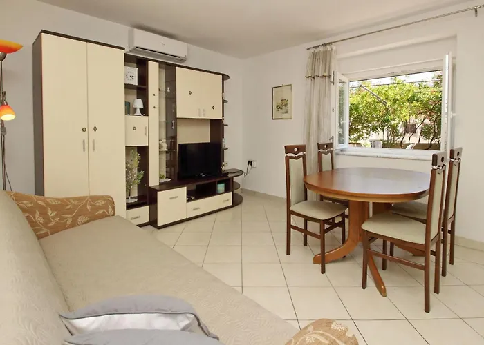 Radosna By Interhome Apartament Šilo