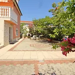 Radosna By Interhome * שילו