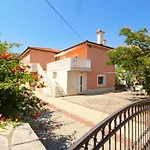 דירה Radosna By Interhome שילו